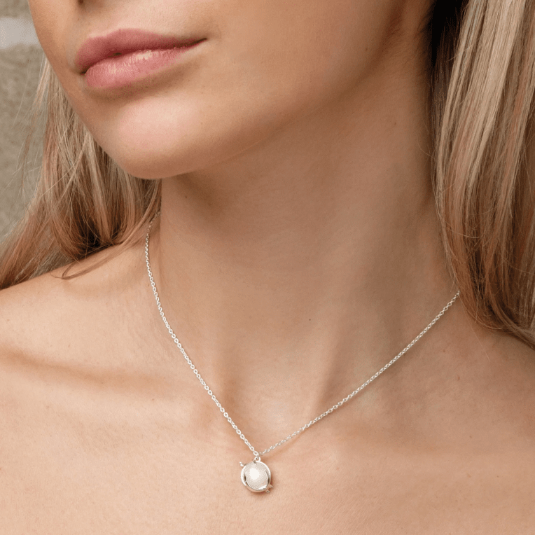 Efva Attling Frö halsband silver