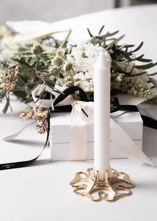 Skultuna The Rose candelholder-brass