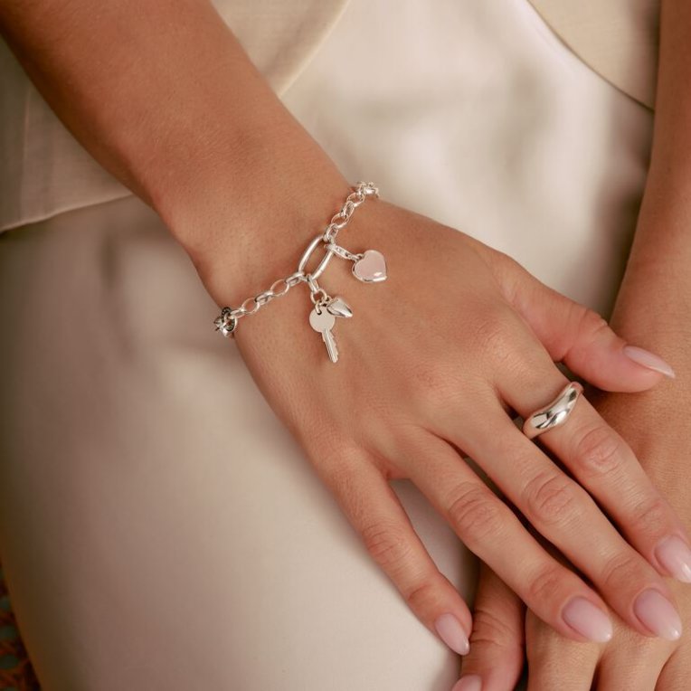 Thomas Sabo Charm hängsmycke nyckelring och hjärta connect i silver
