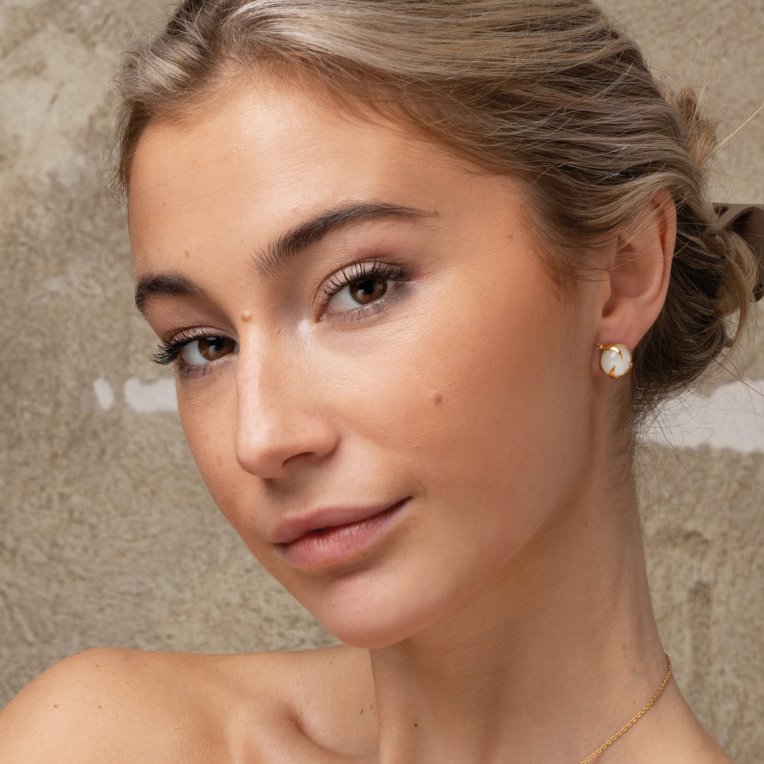 Efva Attling Frö örhänge guldpläterat silver