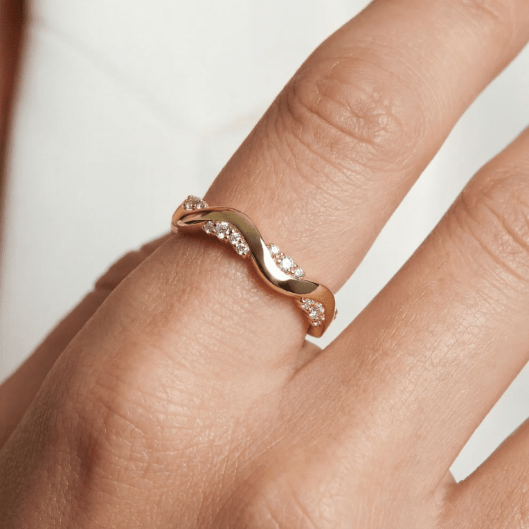 Sif Jakobs Ellera Waves Altro ring guldpläterat silver