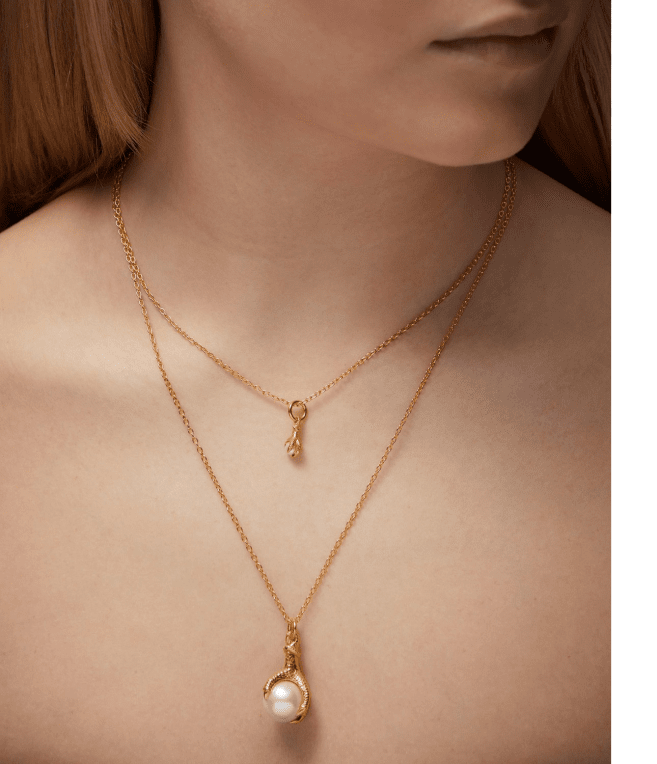 Maria Nilsdotter Tiny Claw Pearl halsband guldpläterad silver med sötvatten pärla